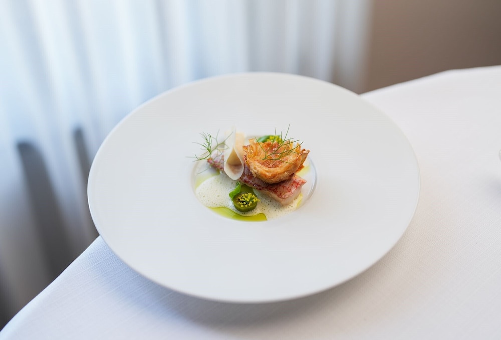 Hotel Restaurant Valuas 16/39