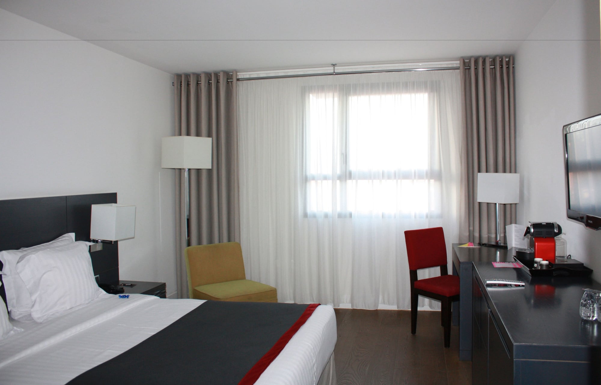 Standard, Double or Twin Bed