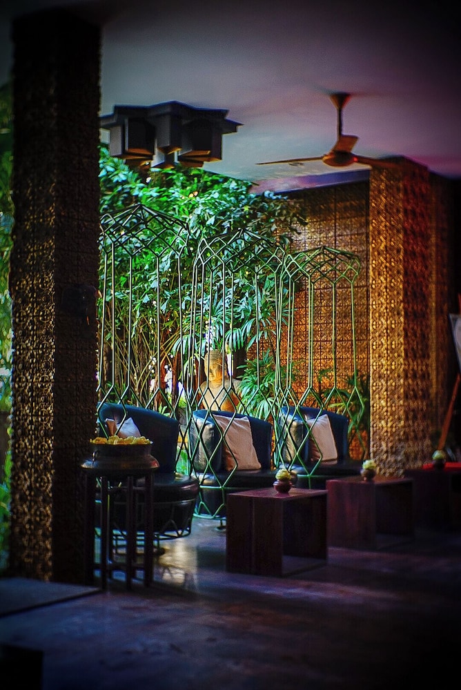 Golden Temple Hotel 55/72