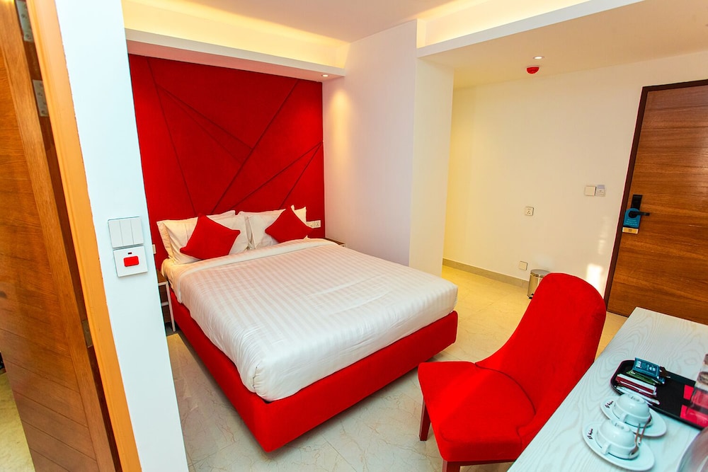 Royal Raj Hotel and Condominium 23/35