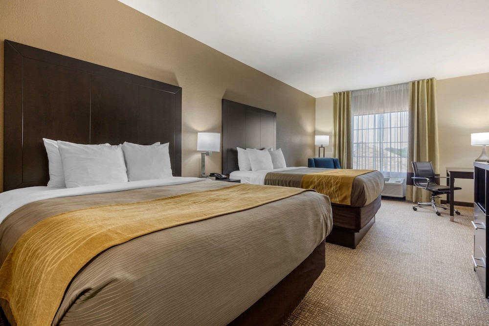 Comfort Inn & Suites North Little Rock McCain Mall 8/38
