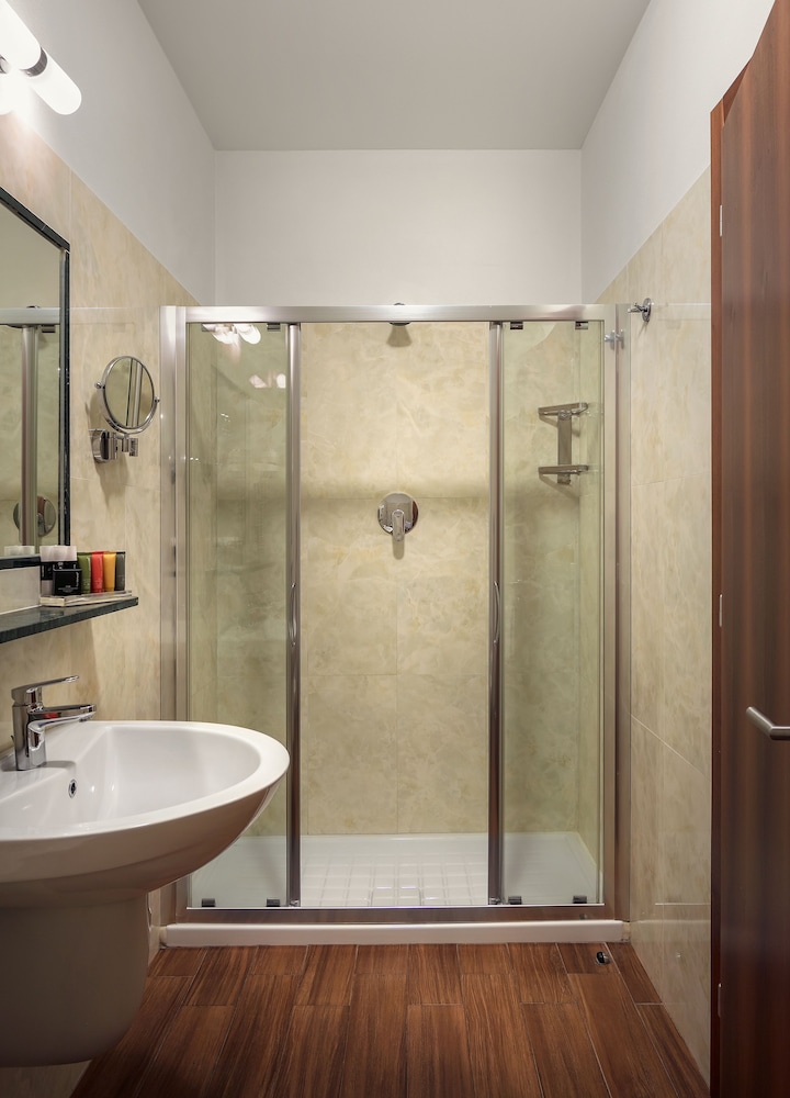 HOTEL GALILEO 48/50
