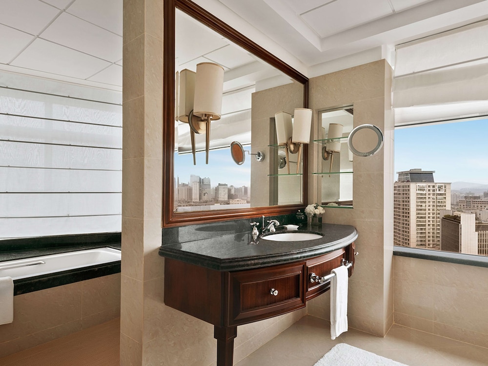 Shangri-La Fuzhou 41/62