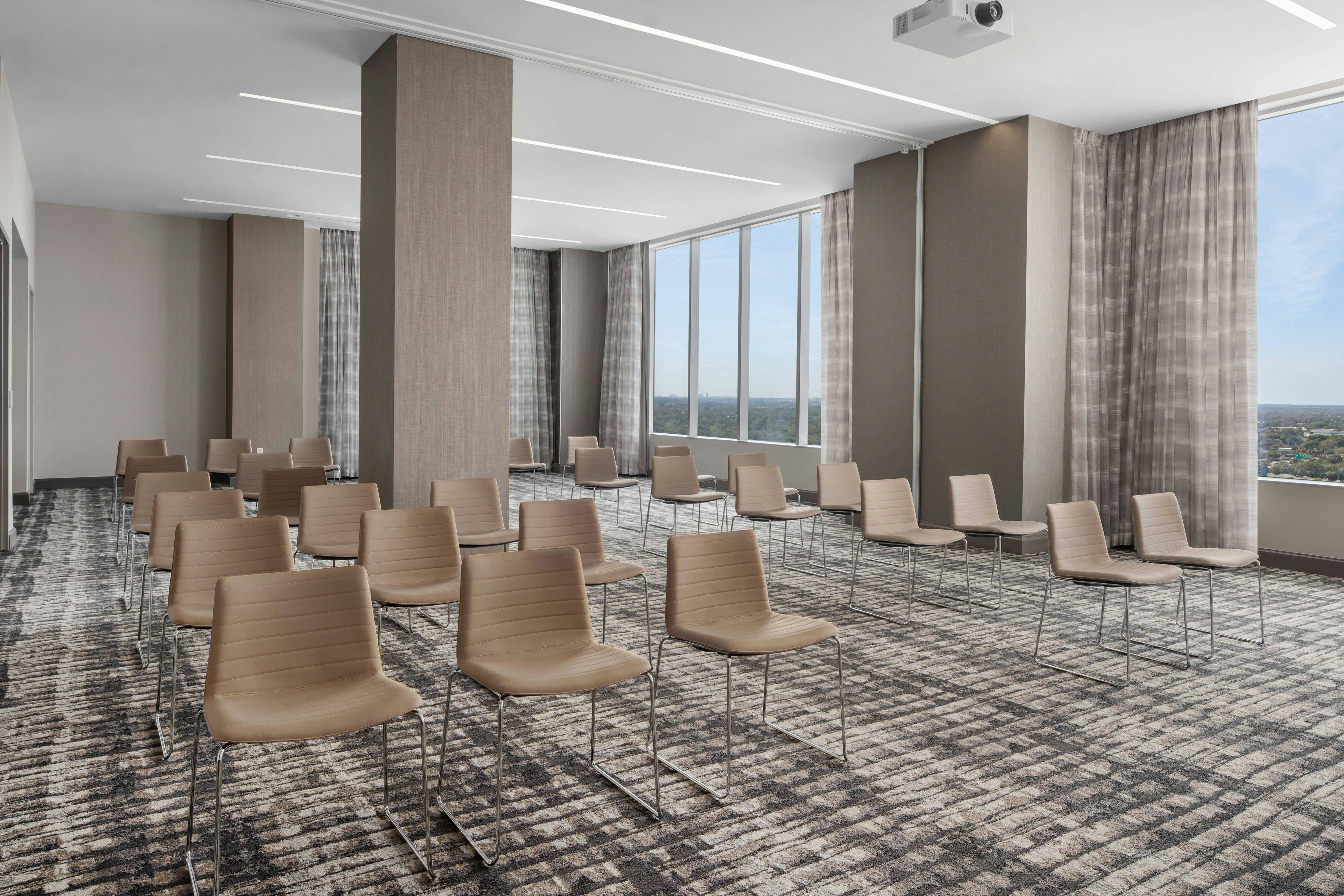 AC Hotel by Marriott Orlando Downtown 36/56