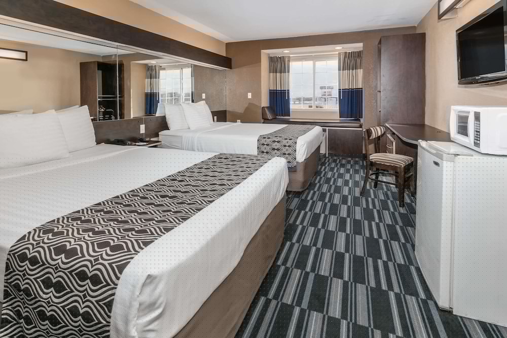 Microtel Inn And Suites Scott 13/37