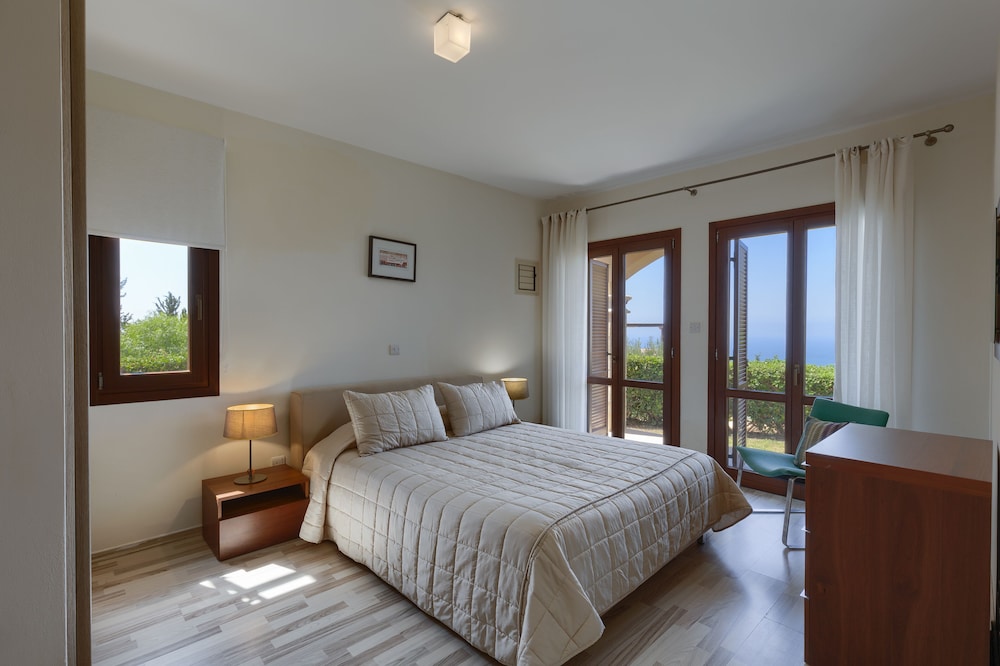 Aphrodite Hills Golf Spa Resort Residences Apartments 8/55