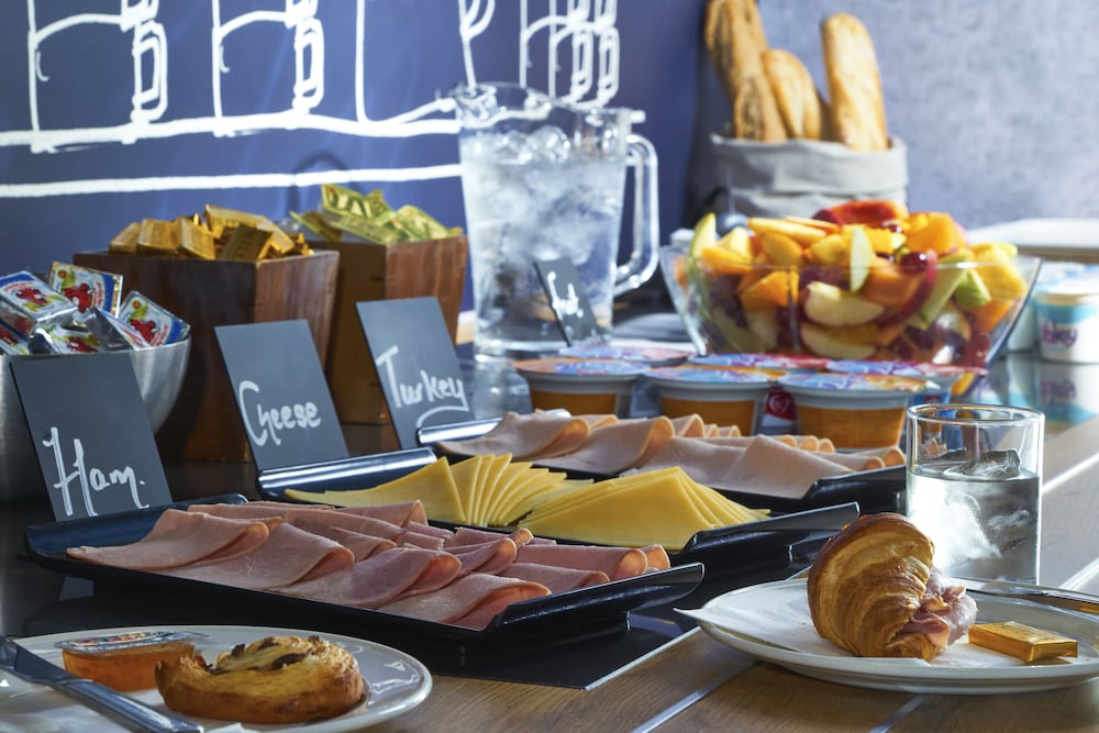 Ibis budget Manchester Salford Quays 47/53