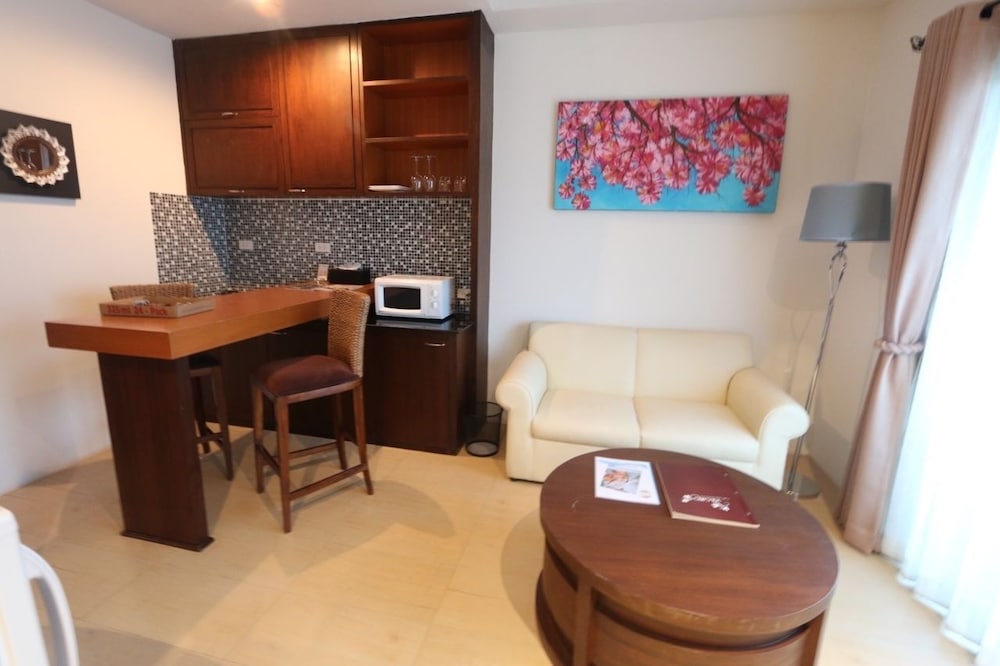 Vulcano Hotel Chiang Mai 30/50