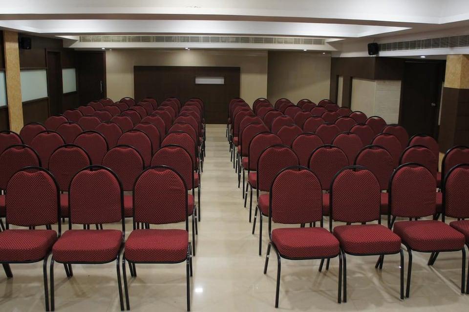 Hotel Raj Towers 10/11