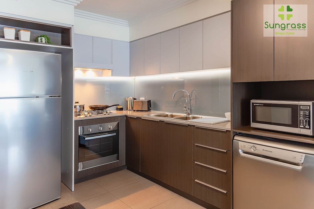 Morgan Suites 55/64