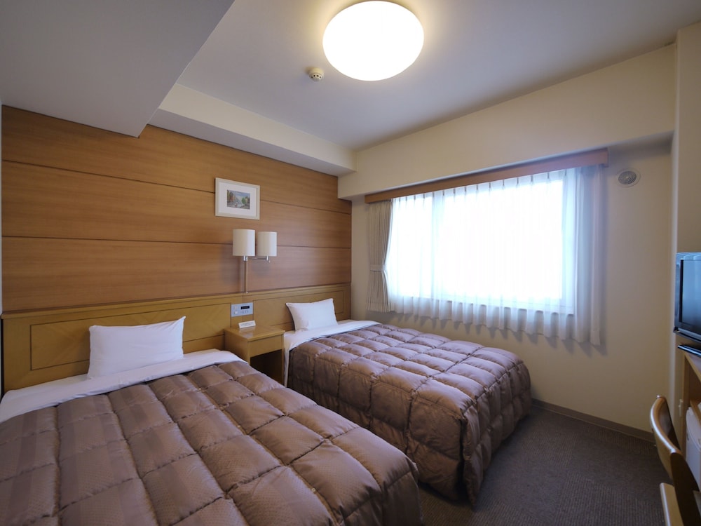 ROOM, TWIN BEDS, SMOKING
