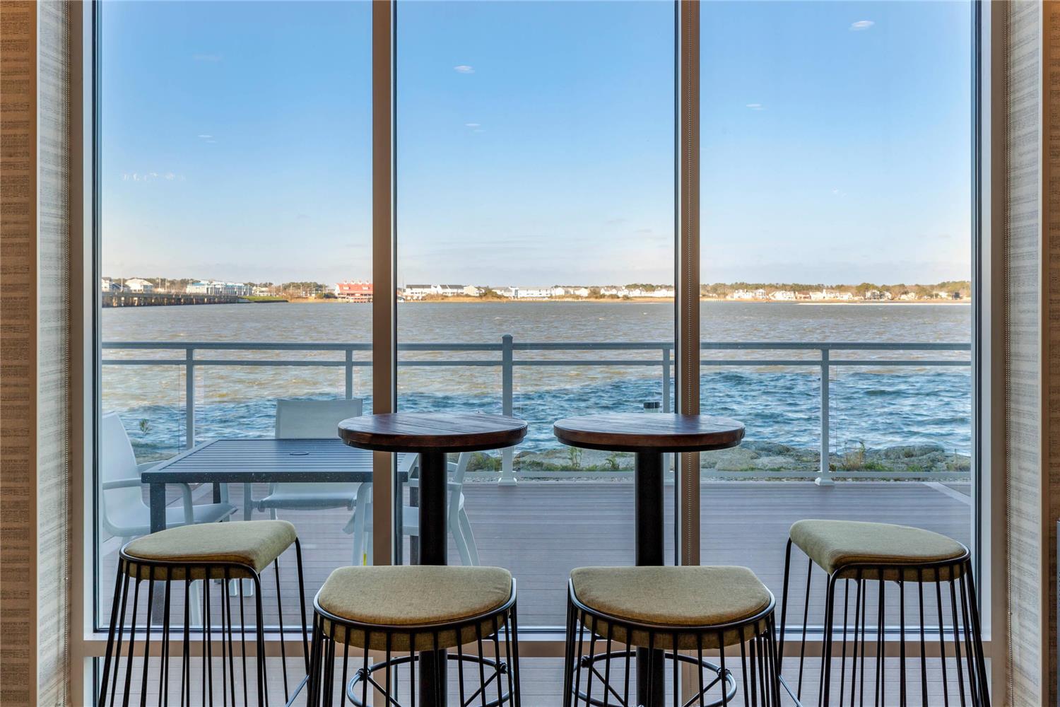 Cambria Hotel Ocean City Bayfront 16/21