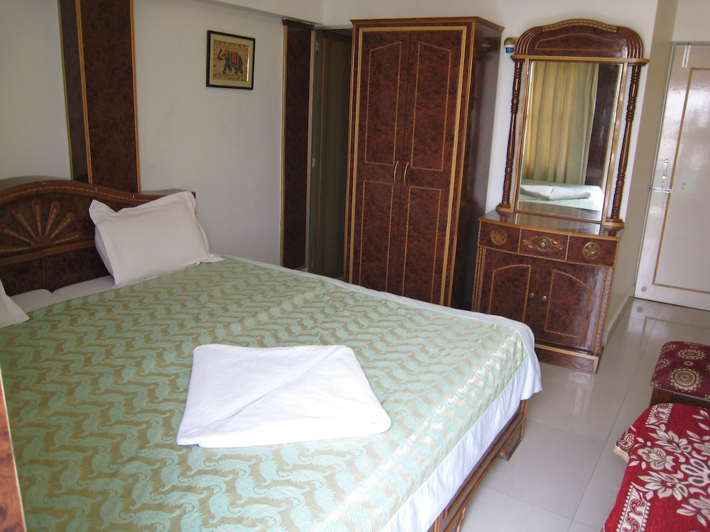 Kedareswar Bed and Breakfast 11/36