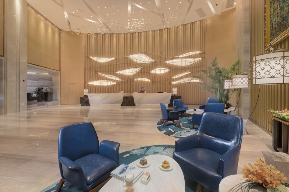 Huayou New Century Grand Hotel 36/50