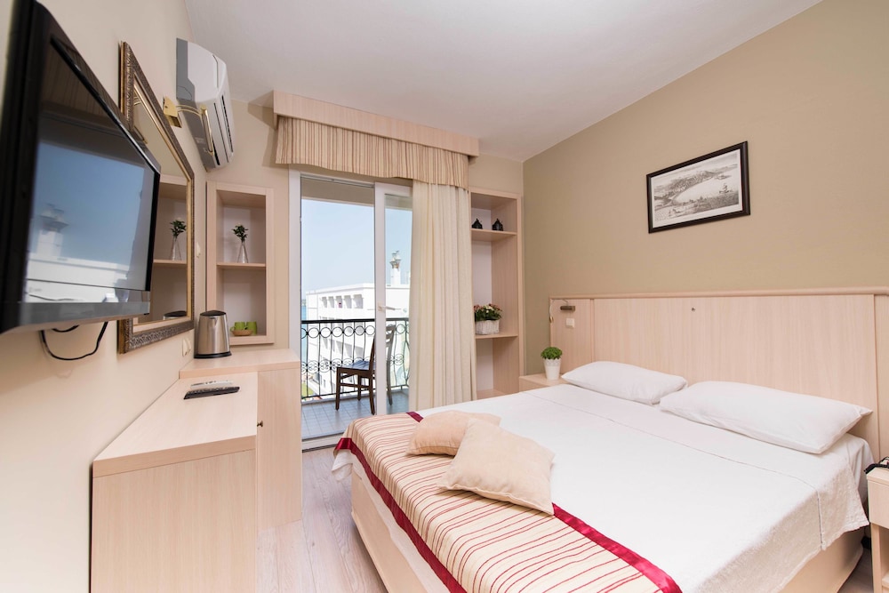 Ileri Hotel & Apartments 8/49