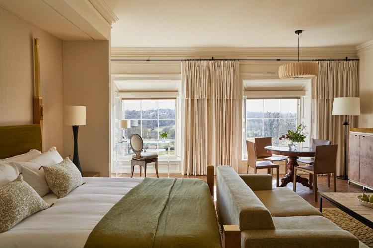 Junior Suite, King Bed, with View