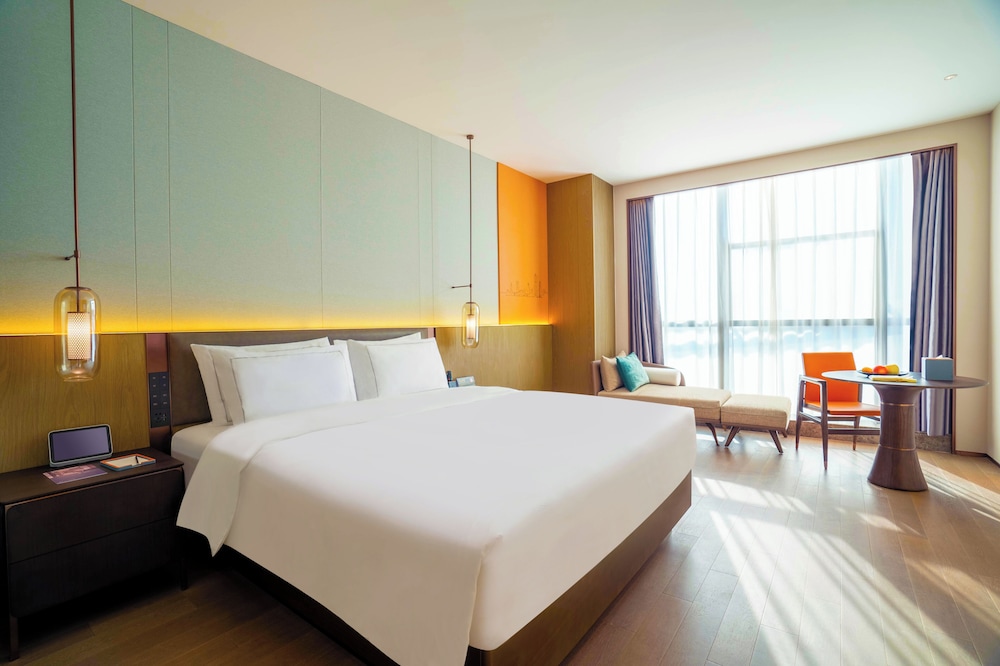 UrCove By Hyatt Shenzhen Luohu 6/45