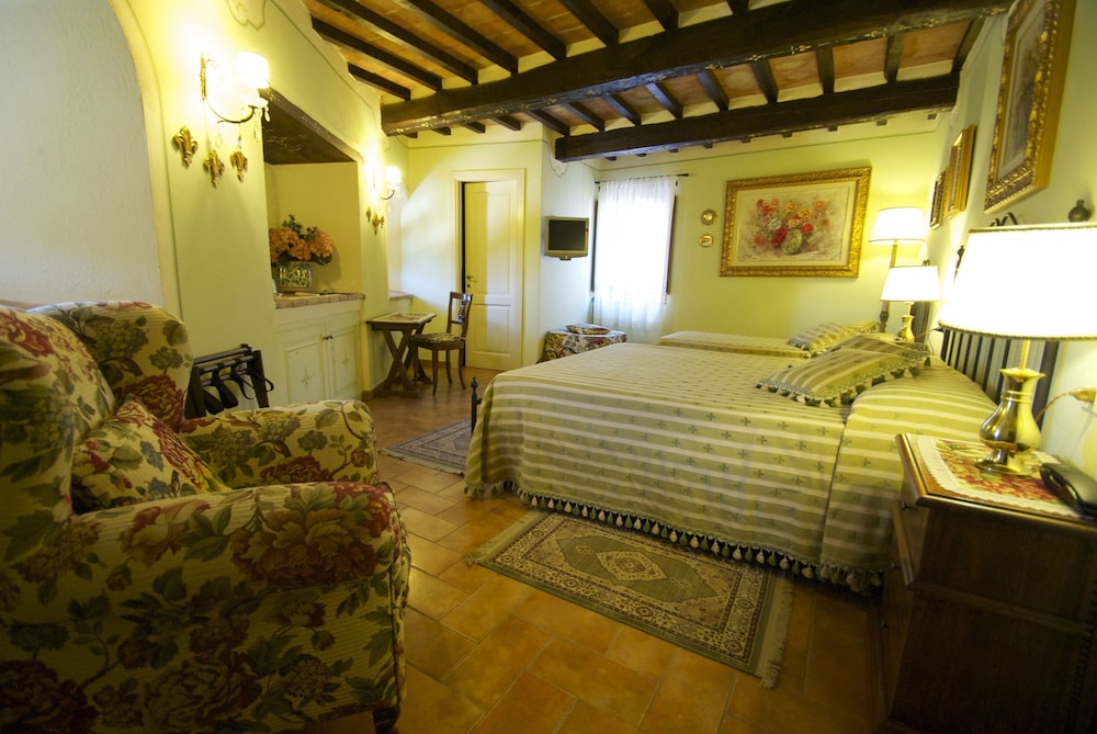 Albergo Torre Sangiovanni 19/75