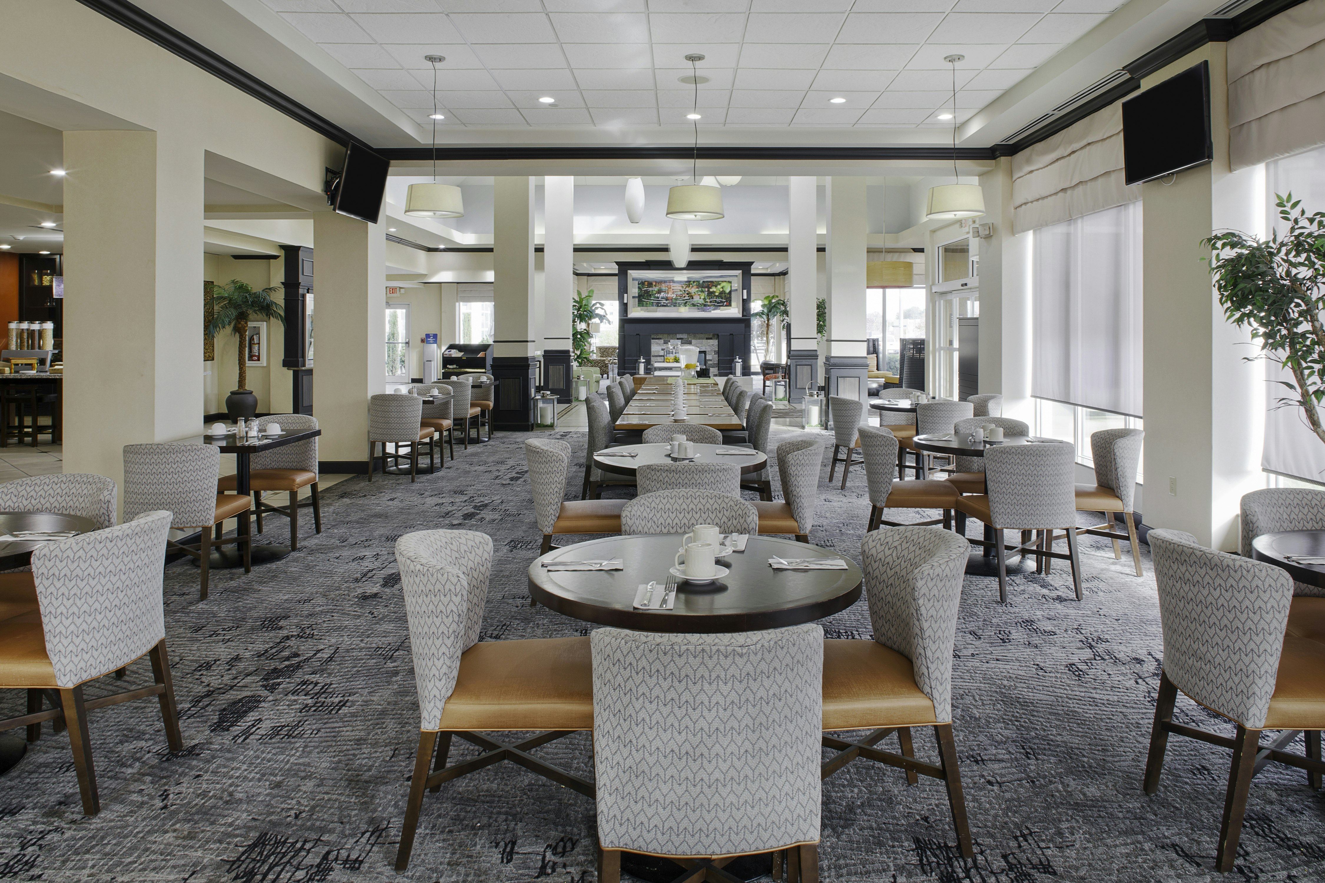 HILTON GARDEN INN JONESBORO 14/22