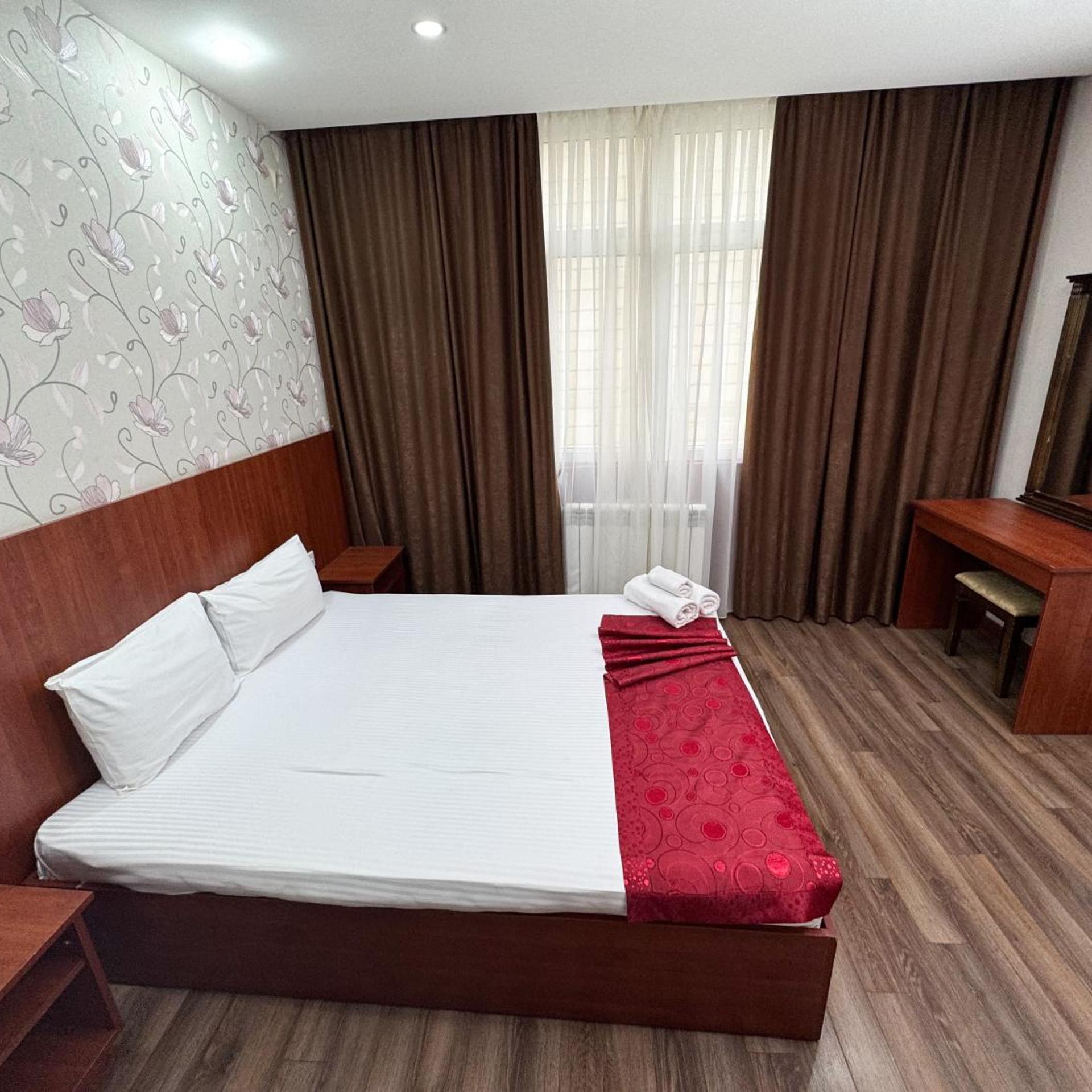 Consul Hotel 14/50