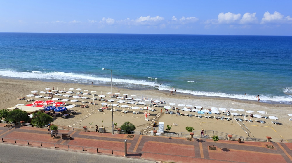 Monart City Hotel All Inclusive 58/62