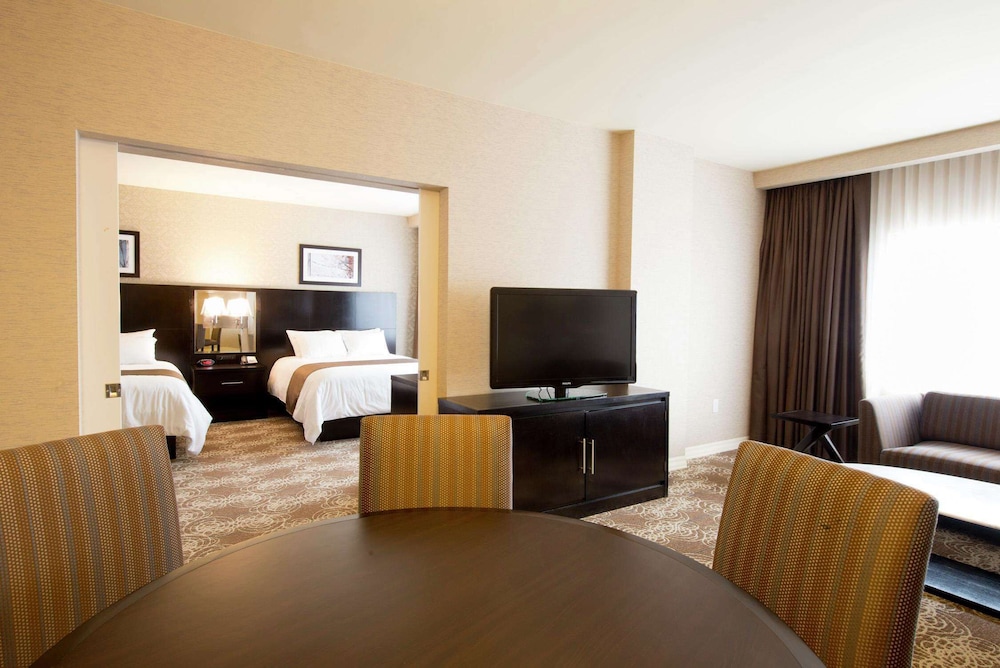 Doubletree By Hilton Hotel Binghamton 29/51
