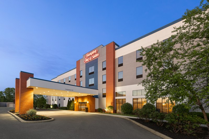 Hampton Inn and Suites Harrisburg/North 54/55