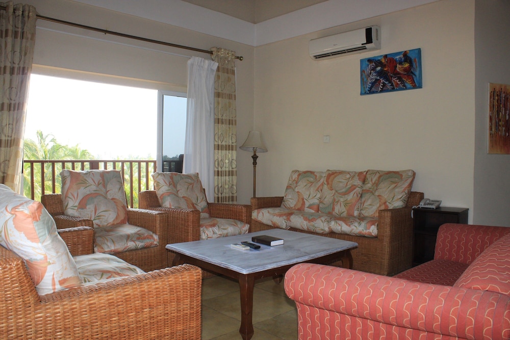 Bojo Beach Resort 22/50