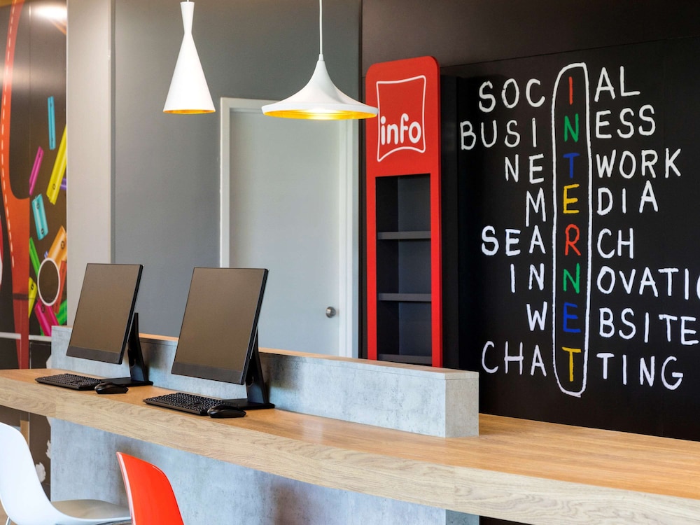 Ibis Tijuana 9/50