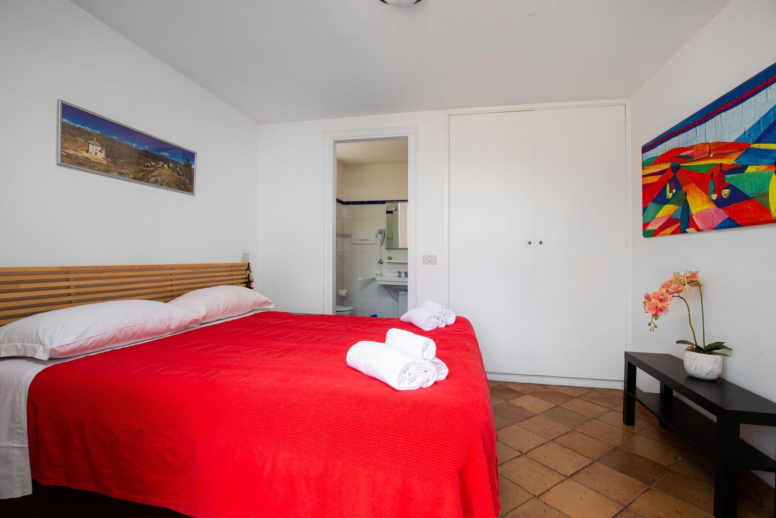 2 BEDROOMS, FAMILY, APARTMENT