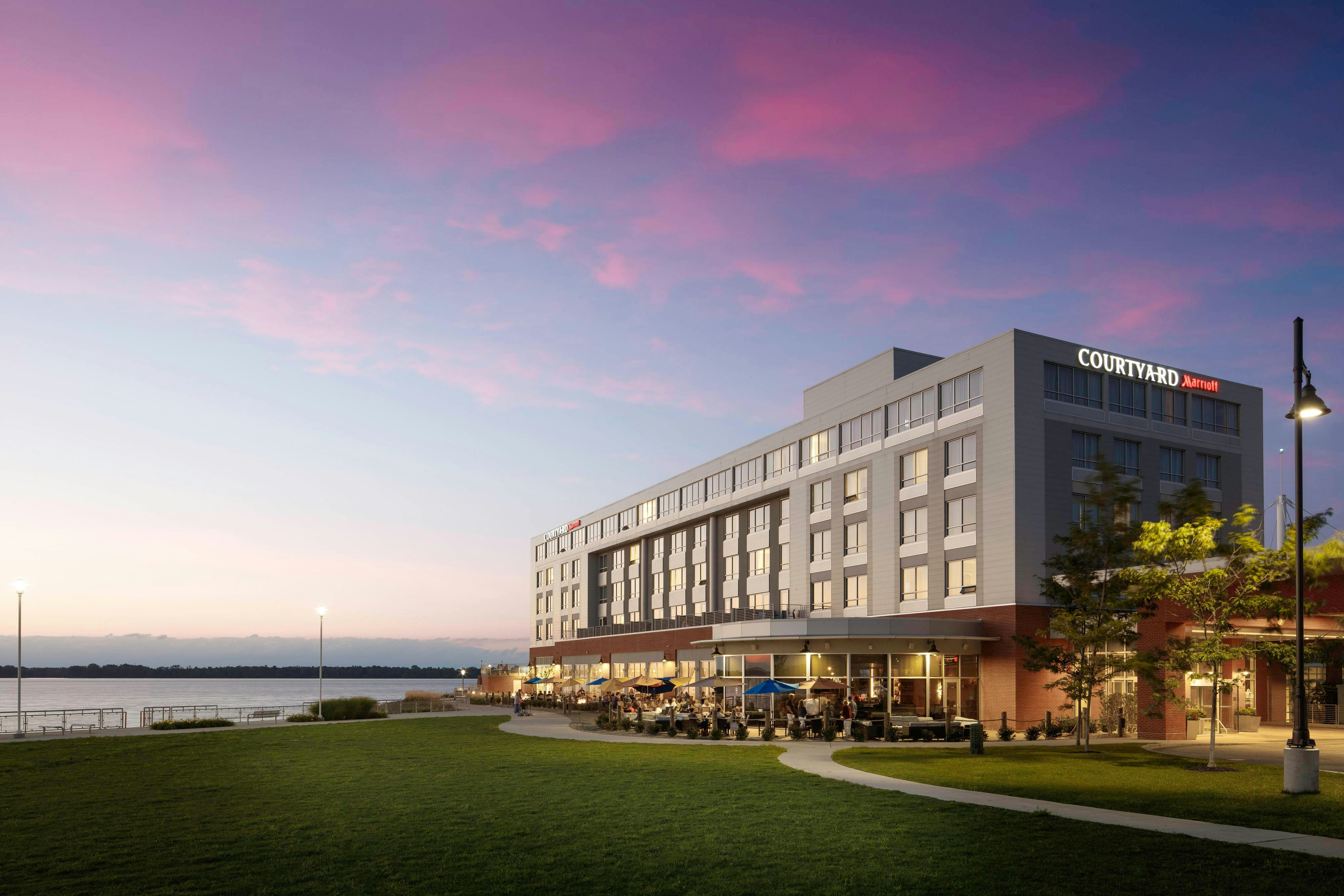 Courtyard Erie Bayfront in ERIE - PA