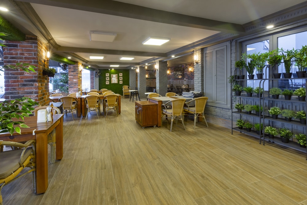 Royalisa Palmiye Beach Hotel - Adults Only 31/50