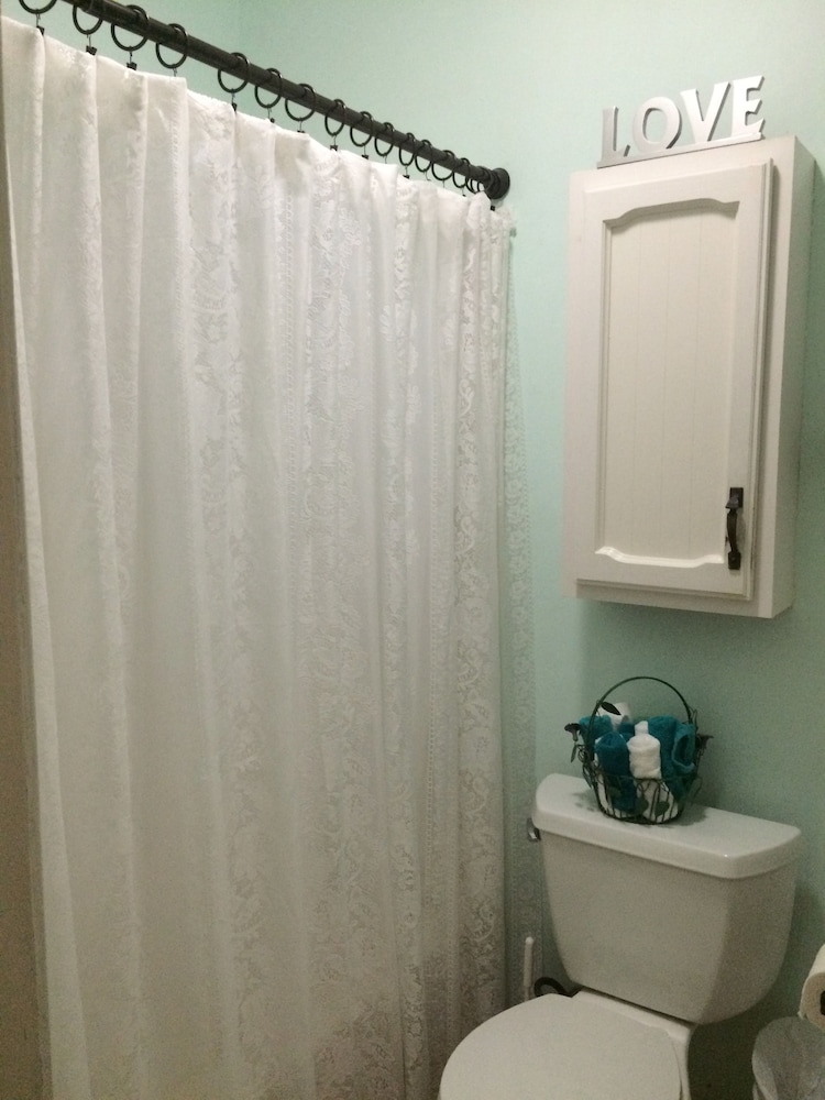 Casa Del Sol Bed And Breakfast 64/68