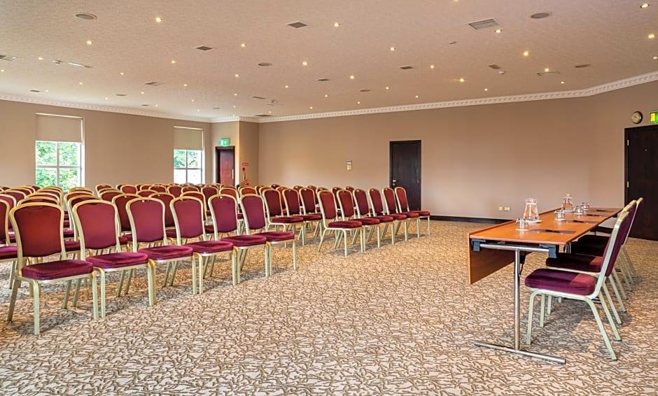 SEVEN OAKS HOTEL 35/46