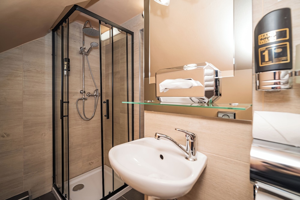 Hotel Czechia 48/48