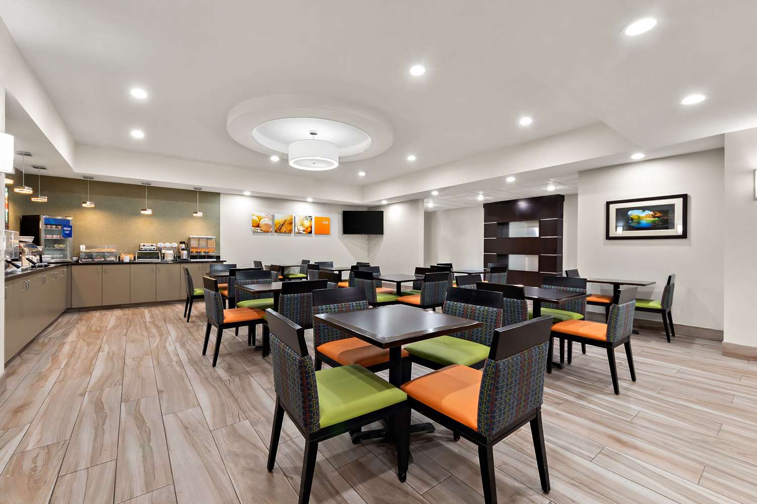 Comfort Suites Bastrop 28/36
