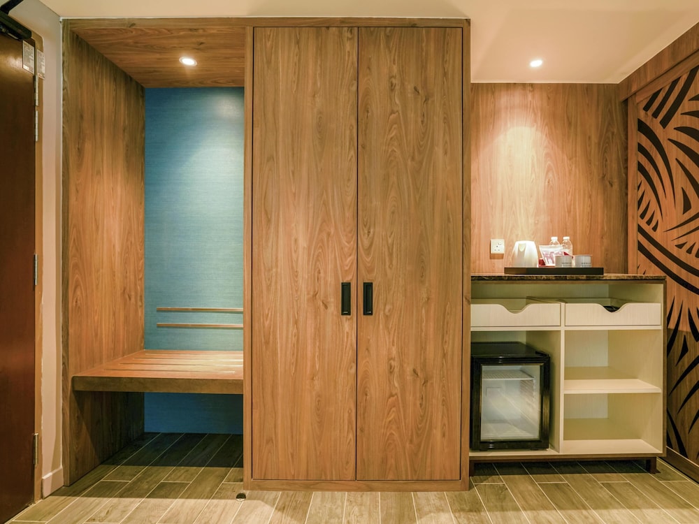 MERCURE LANGKAWI PANTAI CENANG 33/68