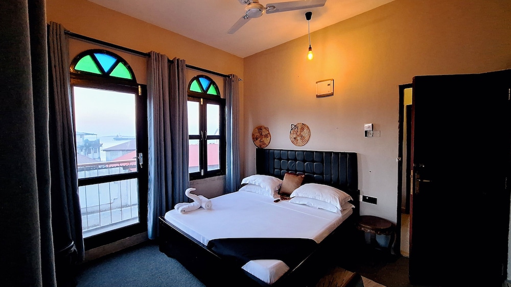 Rumaisa Hotel 17/33