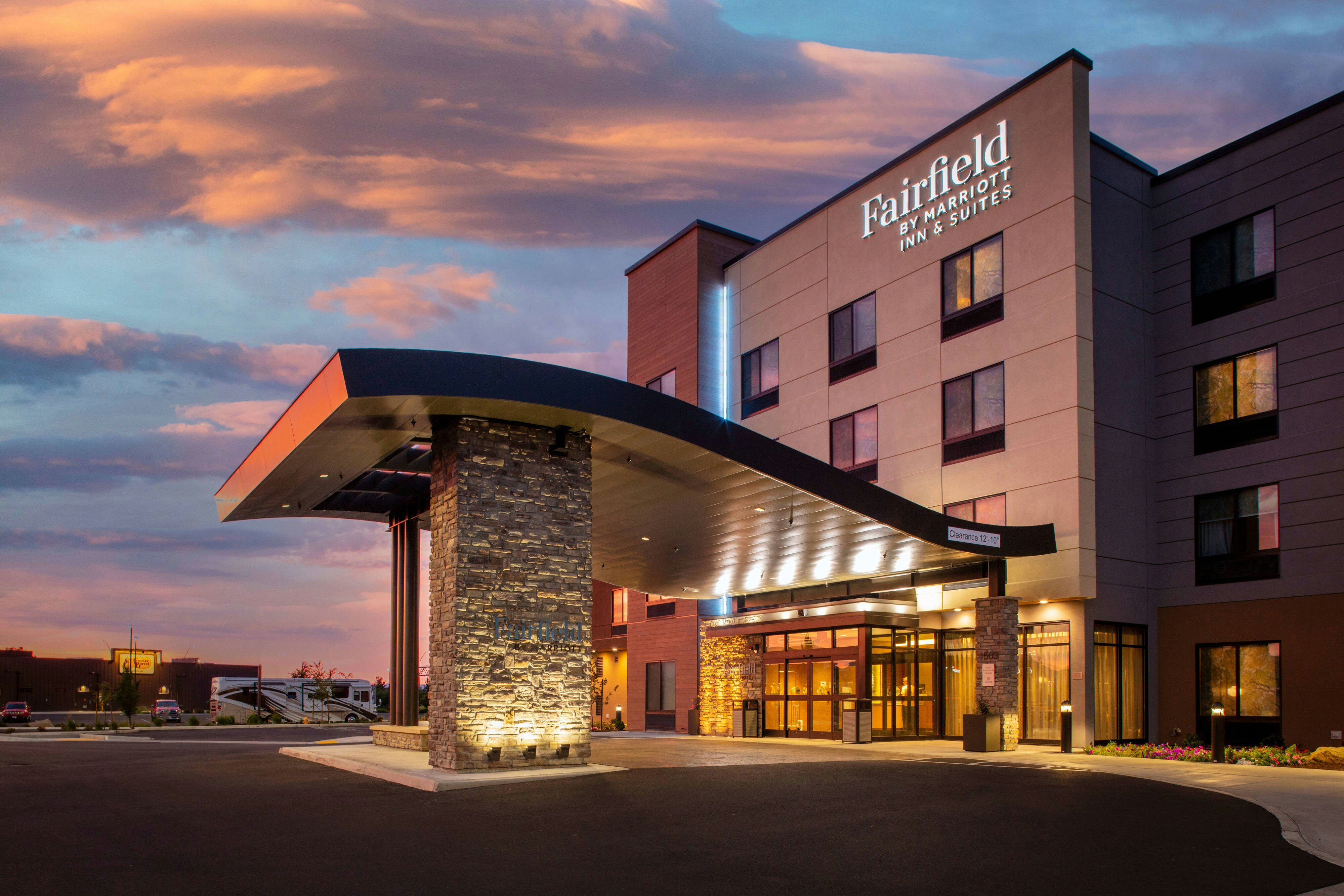 Fairfield Inn & Suites by Marriott Medford 3/15