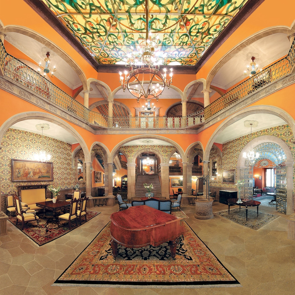 Museo Palacio de San Agustin 56/65