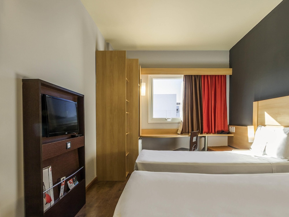 Ibis Barretos 14/50