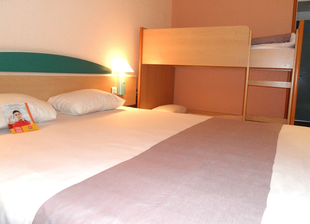 Ibis Marne La Vallee Noisy 22/73