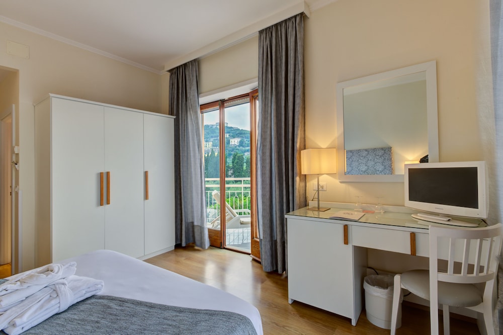 Hotel Regina Sorrento 28/72