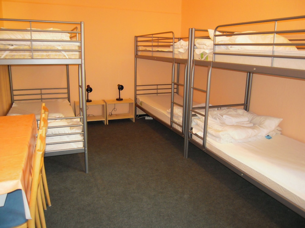 HappyGoLucky Hotel + Hostel 17/52