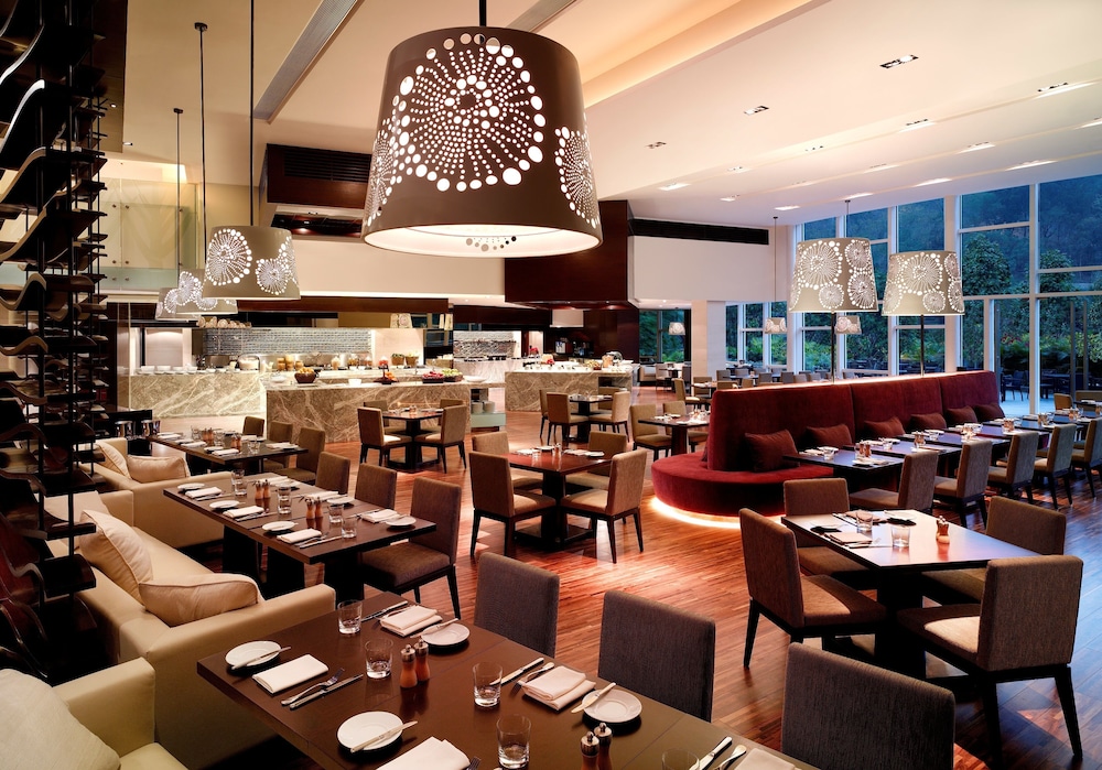 HYATT REGENCY HONG KONG SHA TIN 54/69