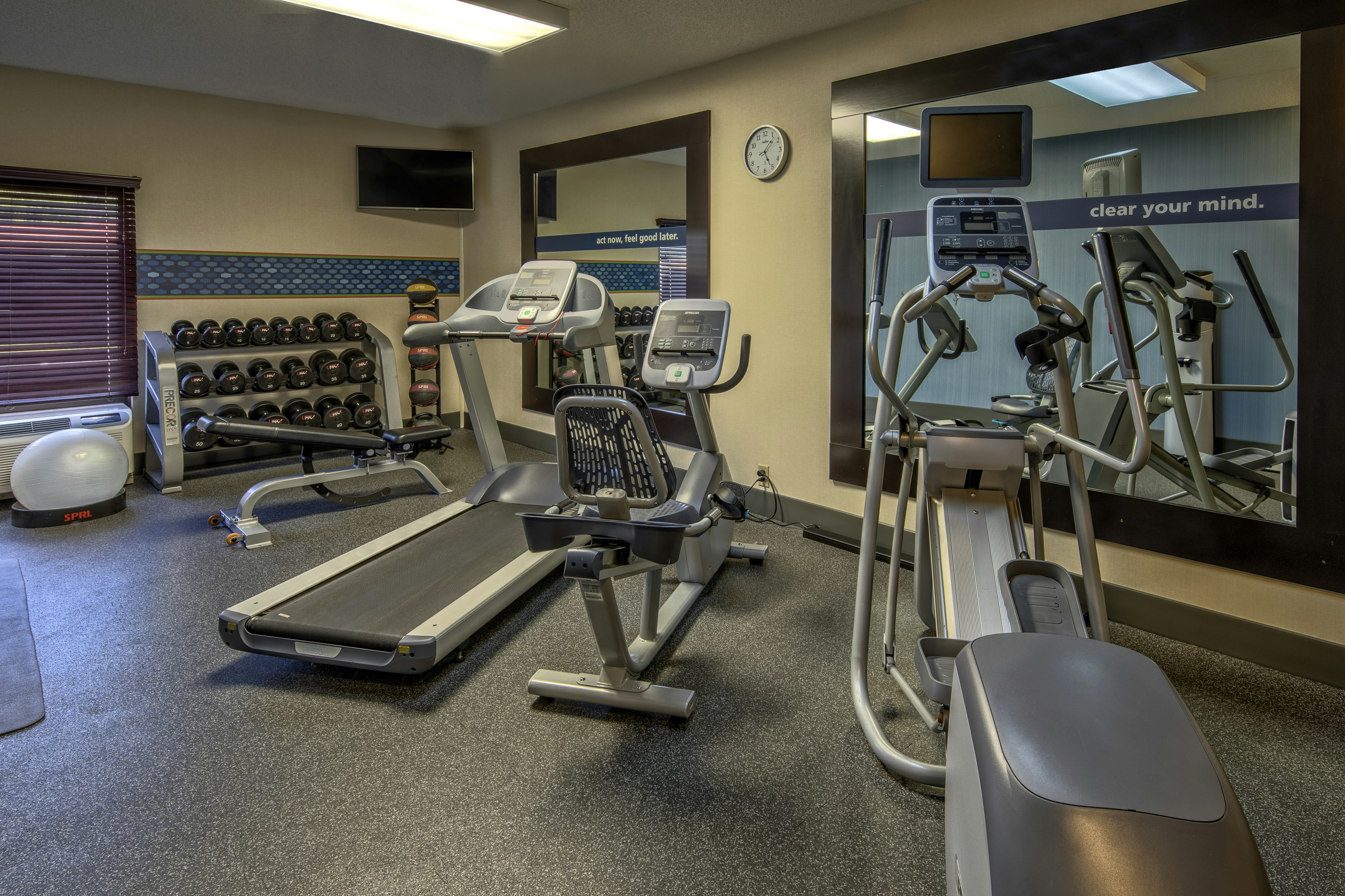 Hampton Inn Ashland 12/21