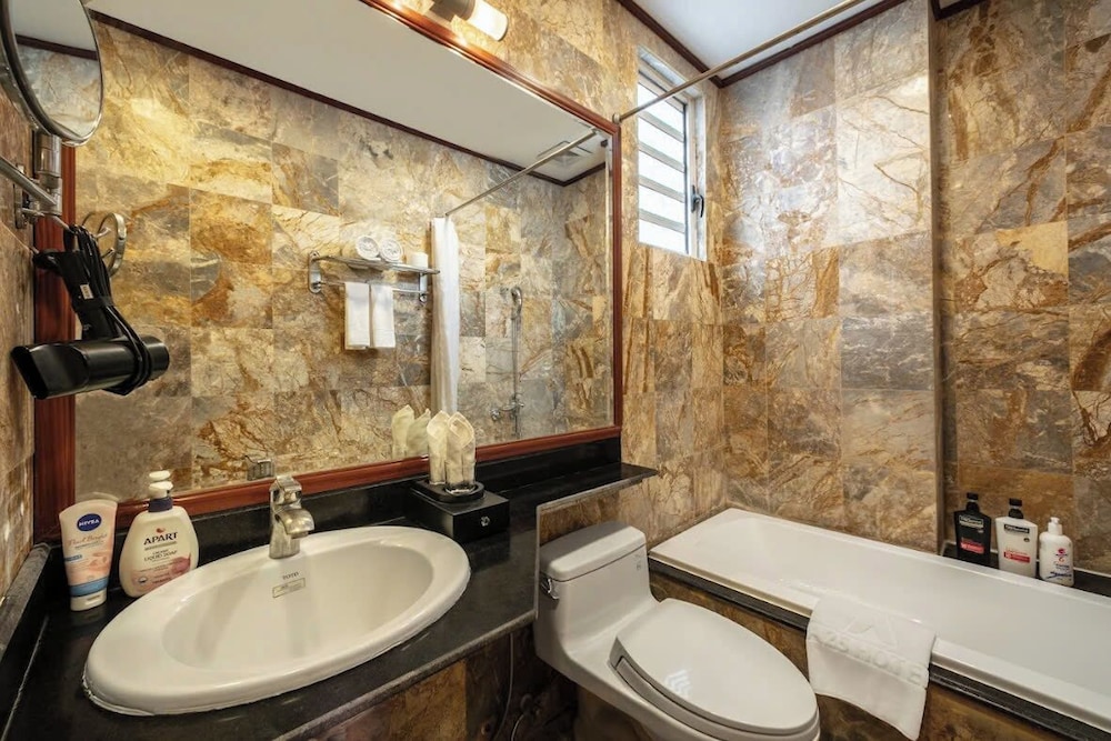 A25 Hotel 221 Bach Mai 56/59