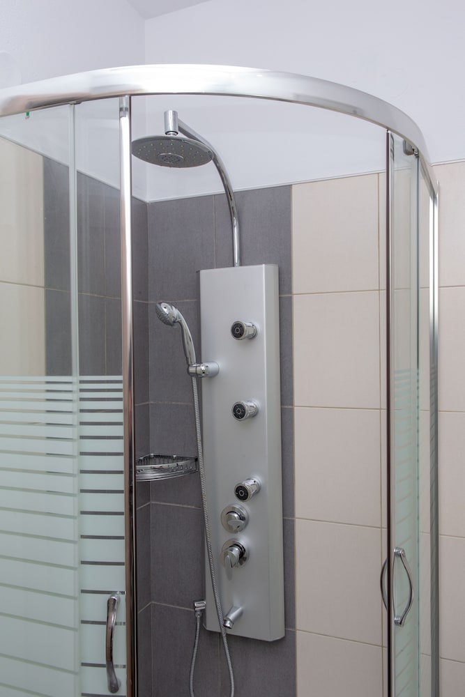 Sun and Moon Villas and Suites photo5