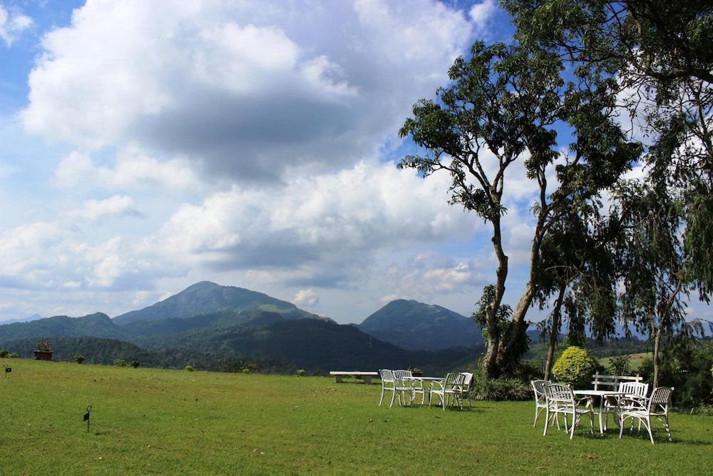 Ancoombra Tea Estate Bungalow 25/38