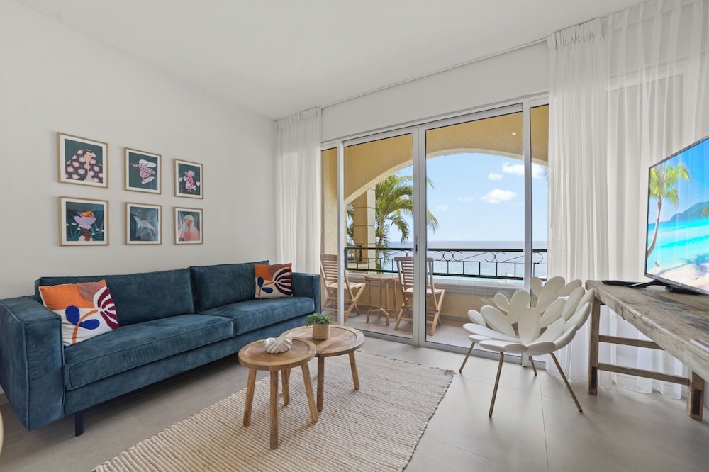 The Bellafonte - Luxury Oceanfront Hotel 16/50